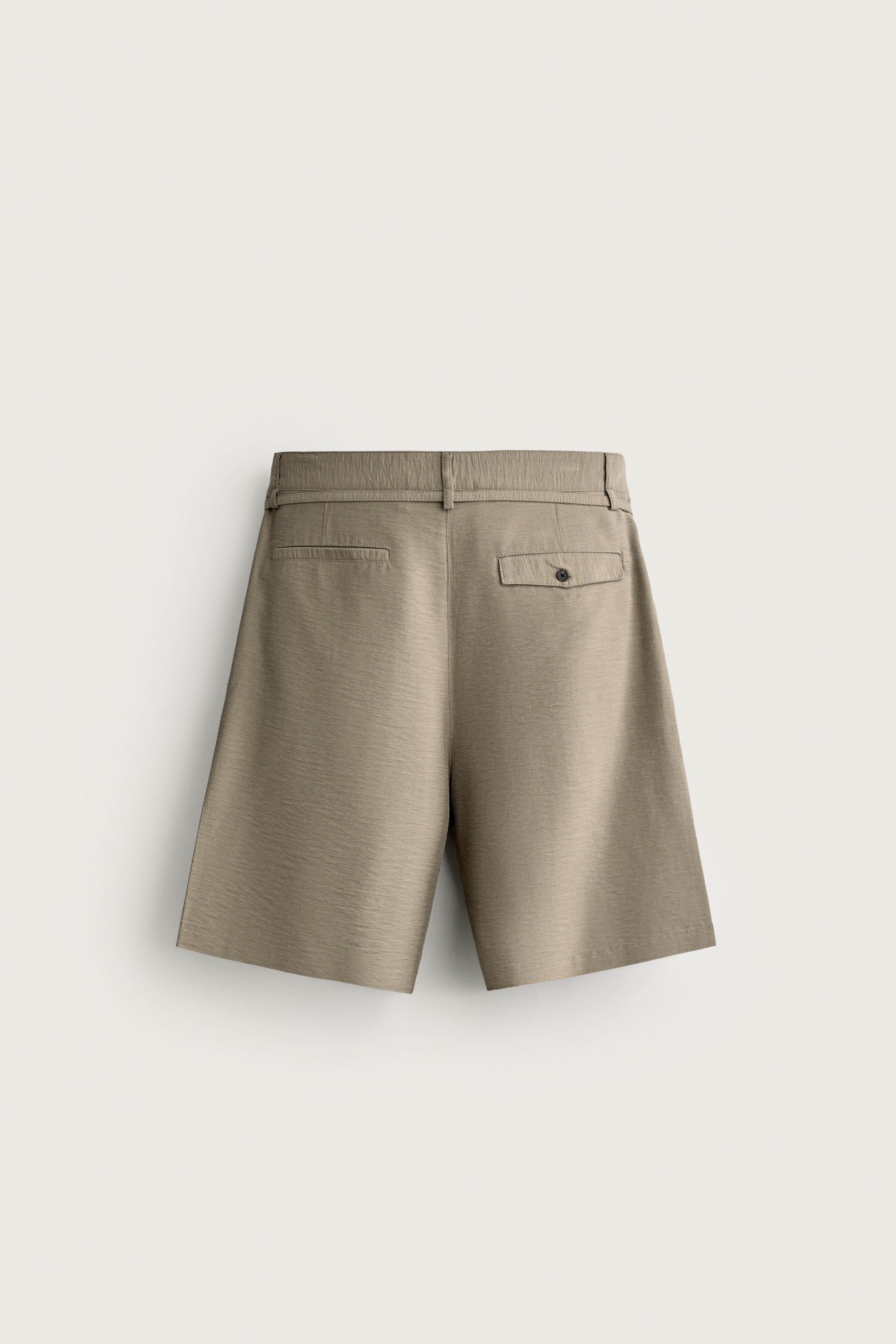 BERMUDA RELAXED FIT À PLIS ET CEINTURE