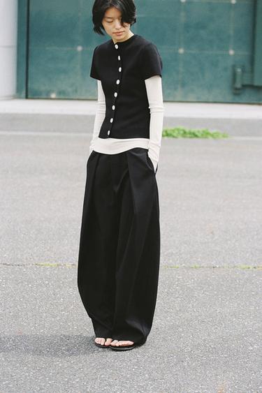 バルーンプリーツパンツブラックZaraのバルーンプリーツパンツ - ブラック 