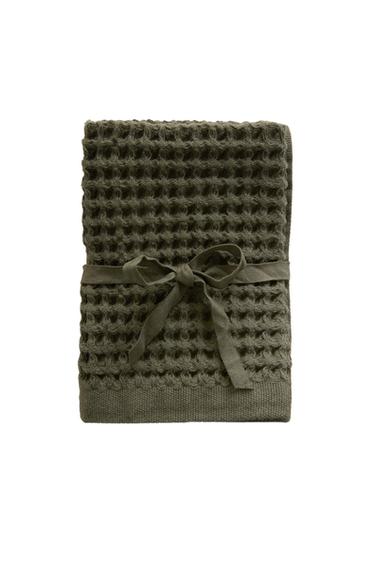 WAFFLE COTTON GUEST TOWEL 3-PACK - Dark bottle green by Zara