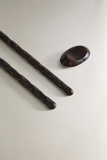 LOT DE PIQUES ET SUPPORT BOIS - Marron foncé de Zara - Image 3