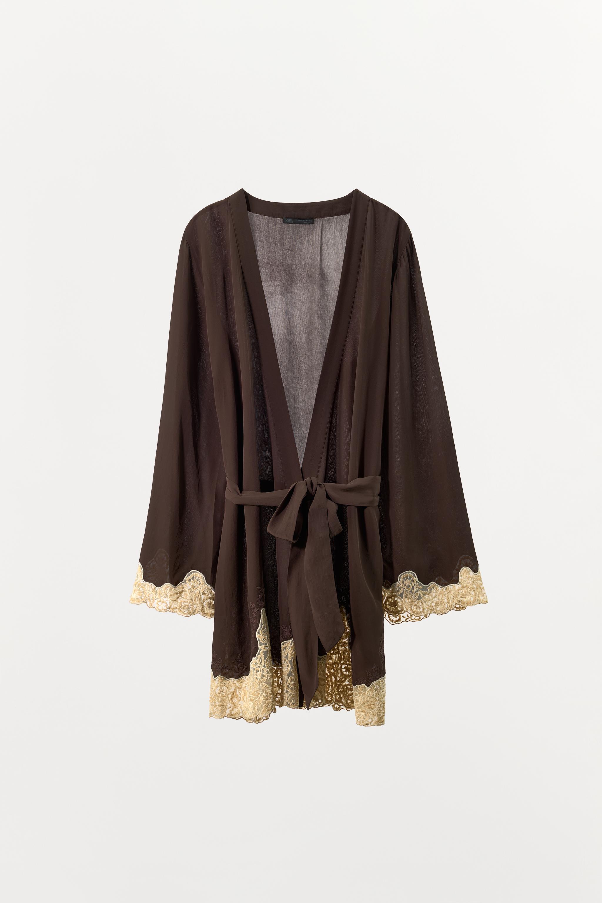ROBE DE CHAMBRE EN VISCOSE 100% BRODÉE DENTELLE