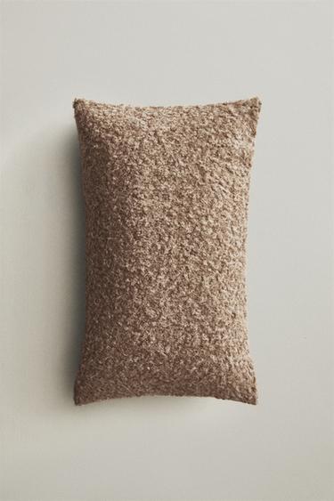 BRUSHED FAUX FUR CUSHION COVER - Light beige by Zara