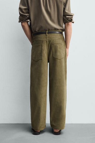 PANTALON BALLON FIT EN VELOURS CÔTELÉ - Kaki de Zara - Image 2