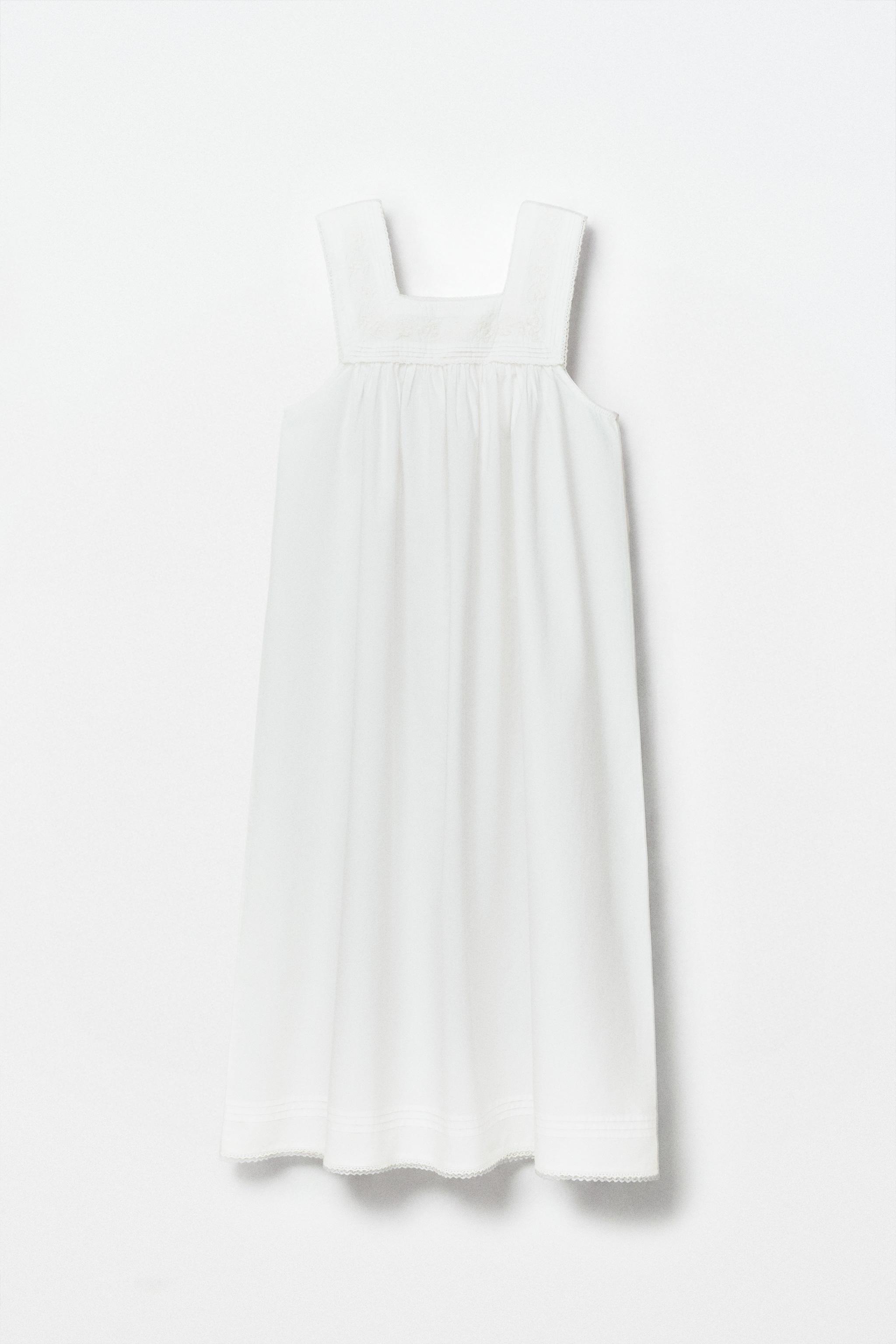 EMBROIDERED NIGHTGOWN