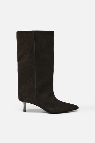 BOTTINES À TIGE LARGE EN CROÛTE DE CUIR - Marron de Zara
