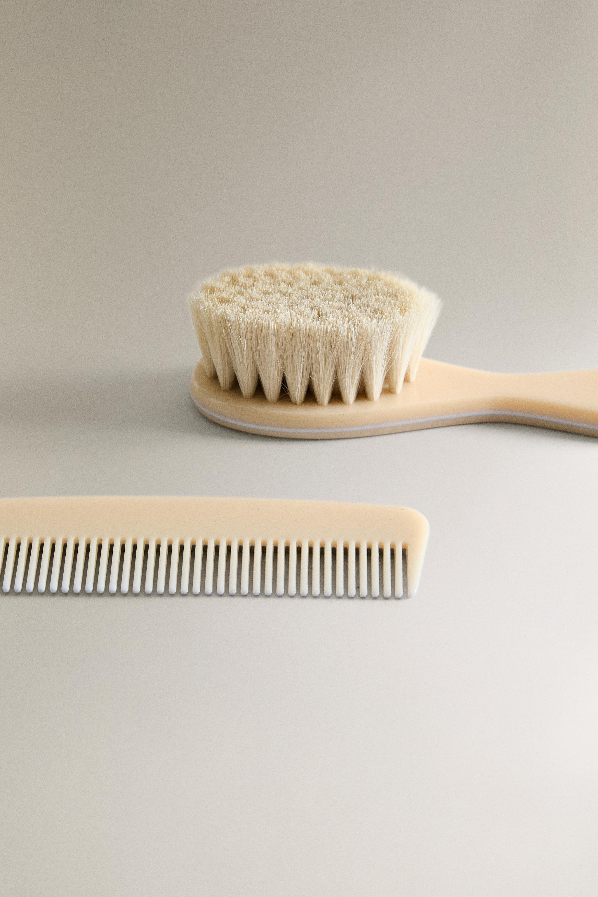 ENSEMBLE PEIGNE ET BROSSE BÉBÉ