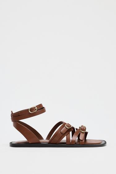 SANDALIA PLANA TIRAS PIEL - Marrón de Zara