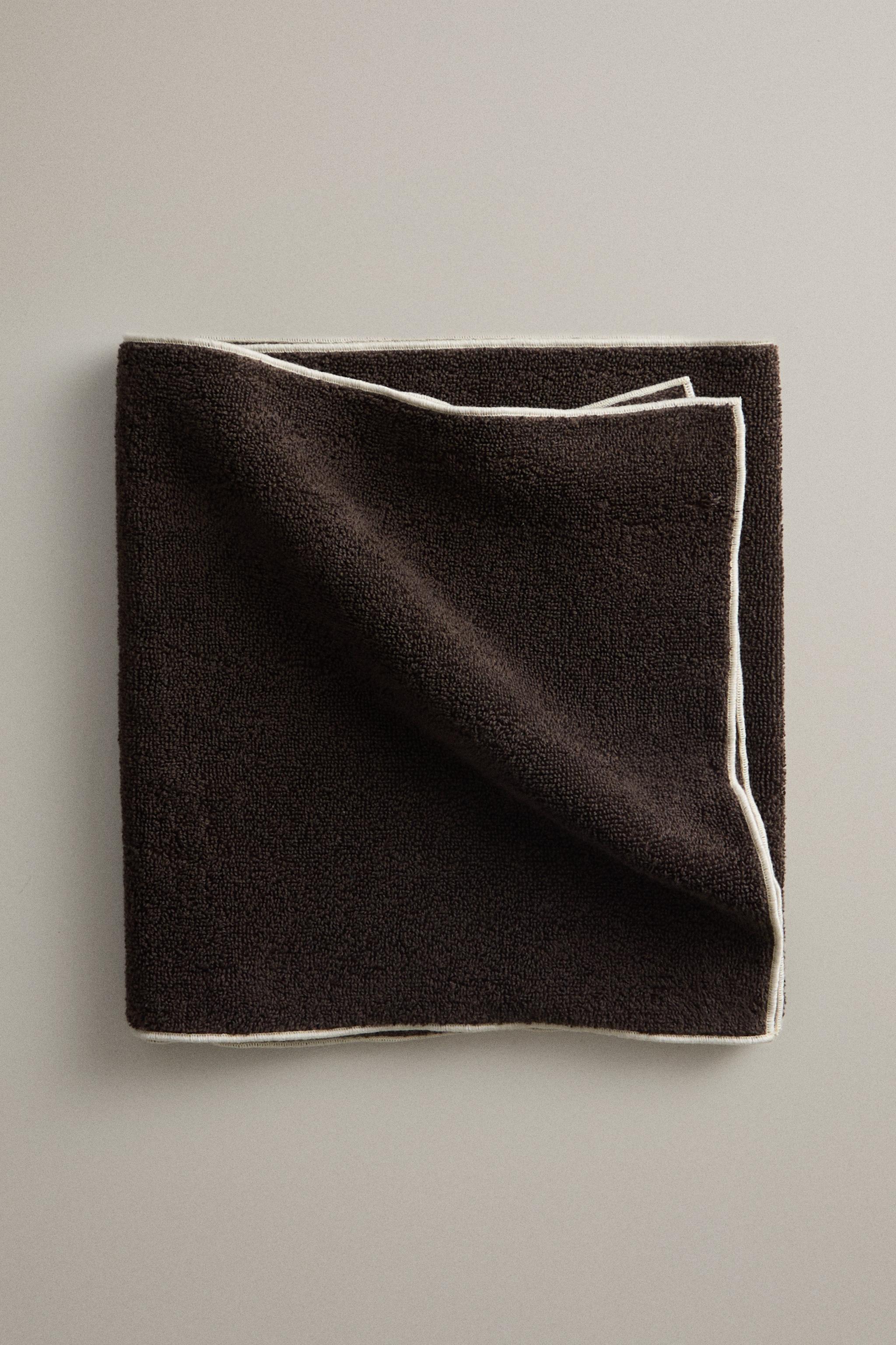 COTTON GYM TOWEL