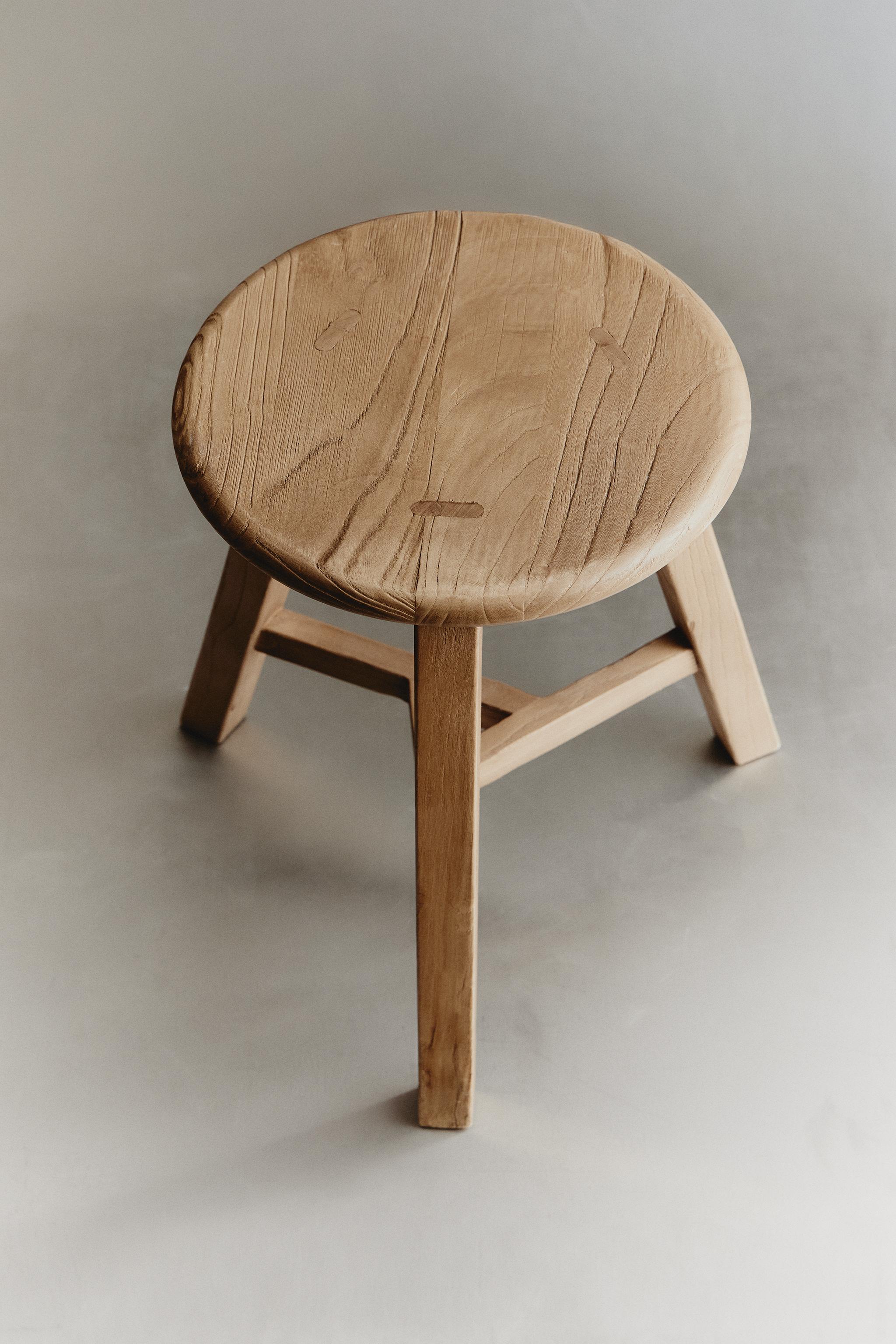 TABOURET BOIS ORME