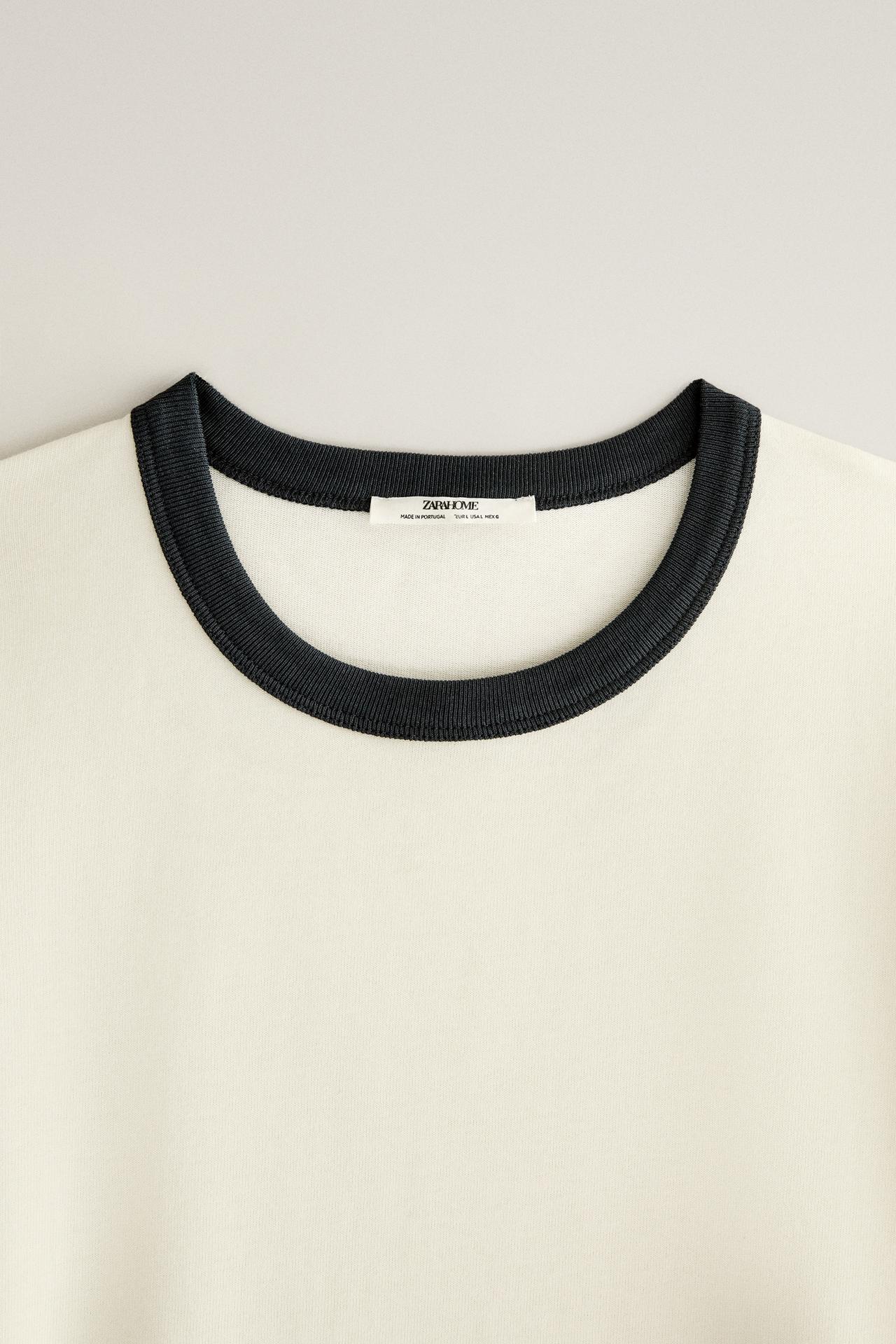 CONTRAST TRIM SHORT SLEEVE T-SHIRT — Ecru / Blue