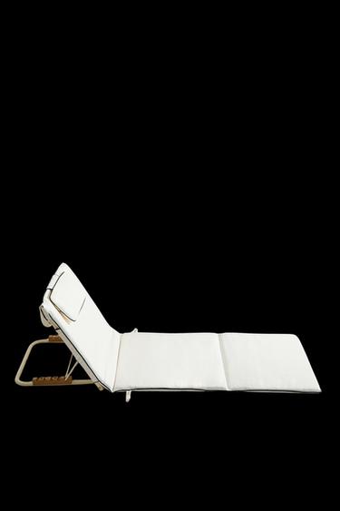 Zara FOLDABLE FLOOR BEACH LOUNGER - Ivory - Image 0