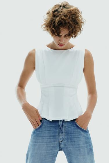 تيشرت بثنيات وسحاب - أبيض الخاص بـ Zara