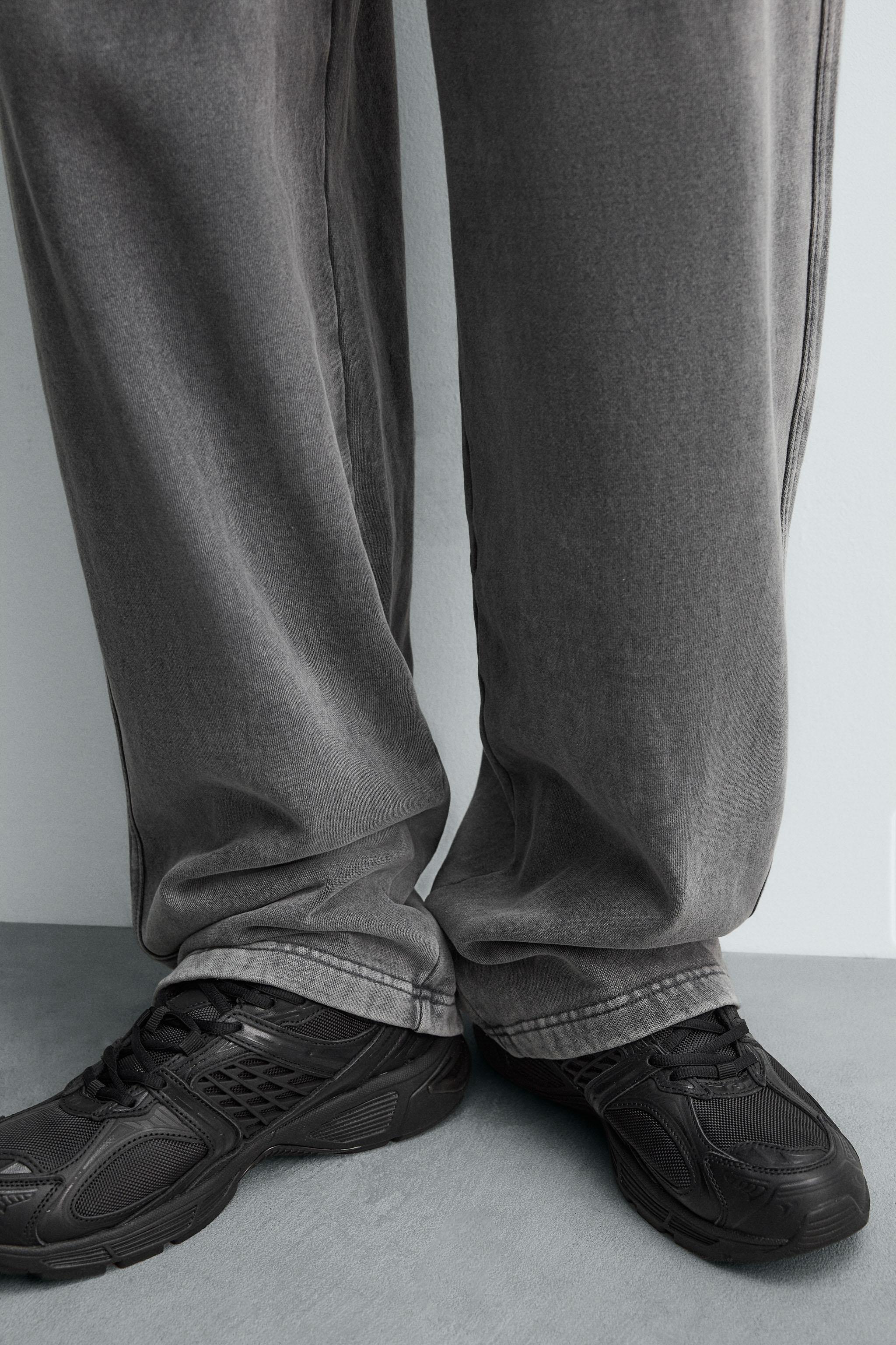 COLLAPSIBLE HEEL SNEAKERS - Black | ZARA United States