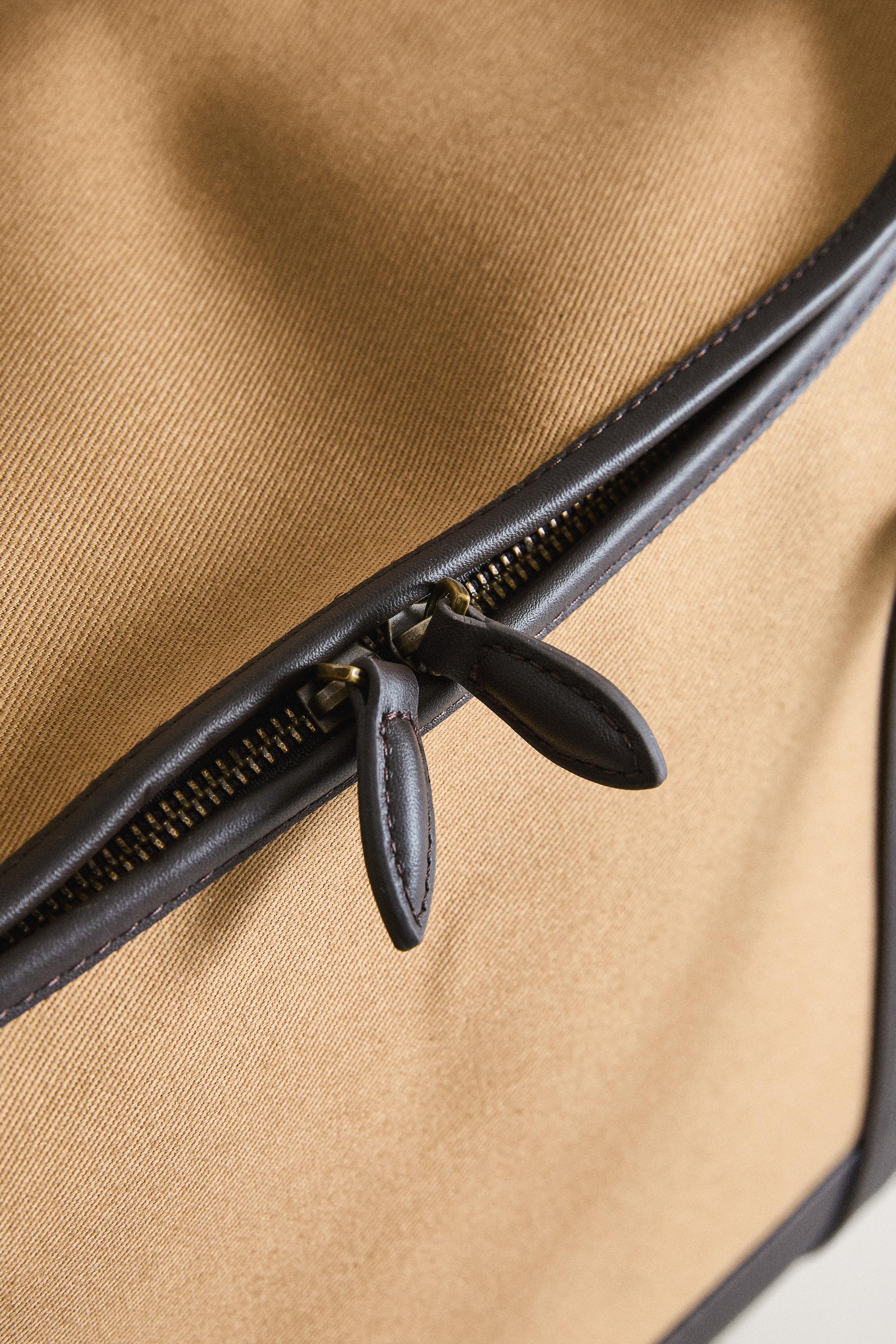 SAC DE TRANSPORT EN CUIR POUR ANIMAUX