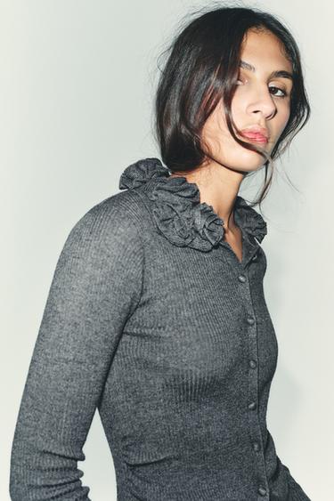 GILET EN MAILLE À FLEURS AVEC LAINE - Gris anthracite de Zara - Image 3