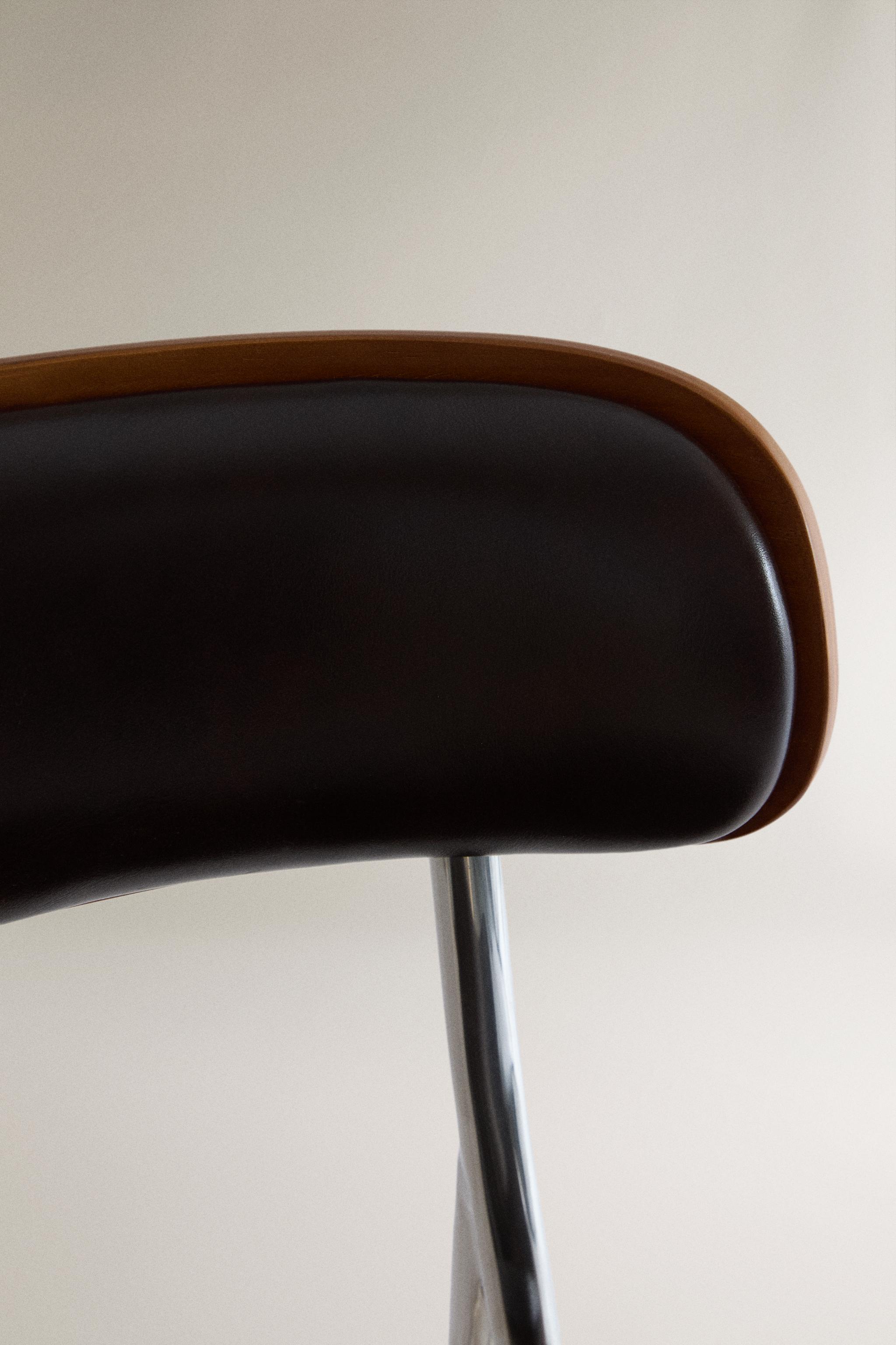 TABOURET HAUT CUIR ET ACIER INOXYDABLE