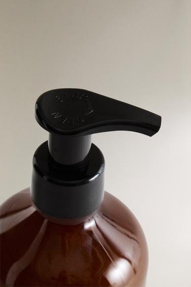 (550 ML) CEDARWOOD, GERANIUM, JUNIPER BERRY EXFOLIANT - White / Pink by Zara - Image 3