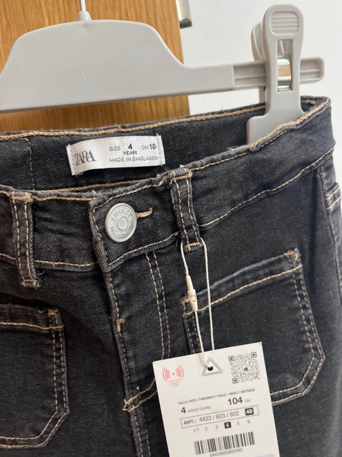 SLIM FIT JEANS WITH POCKETS - Image 4