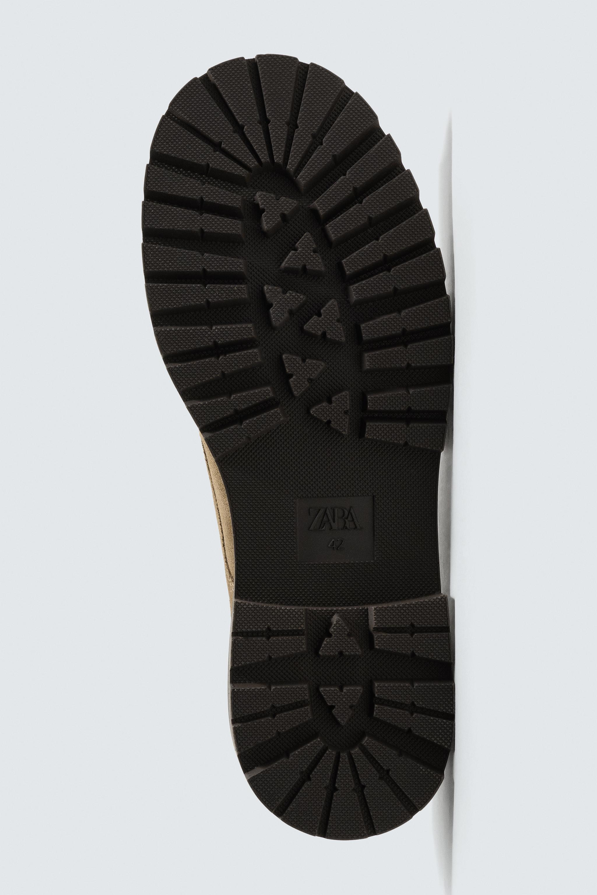 CHAUSSURES EN CUIR