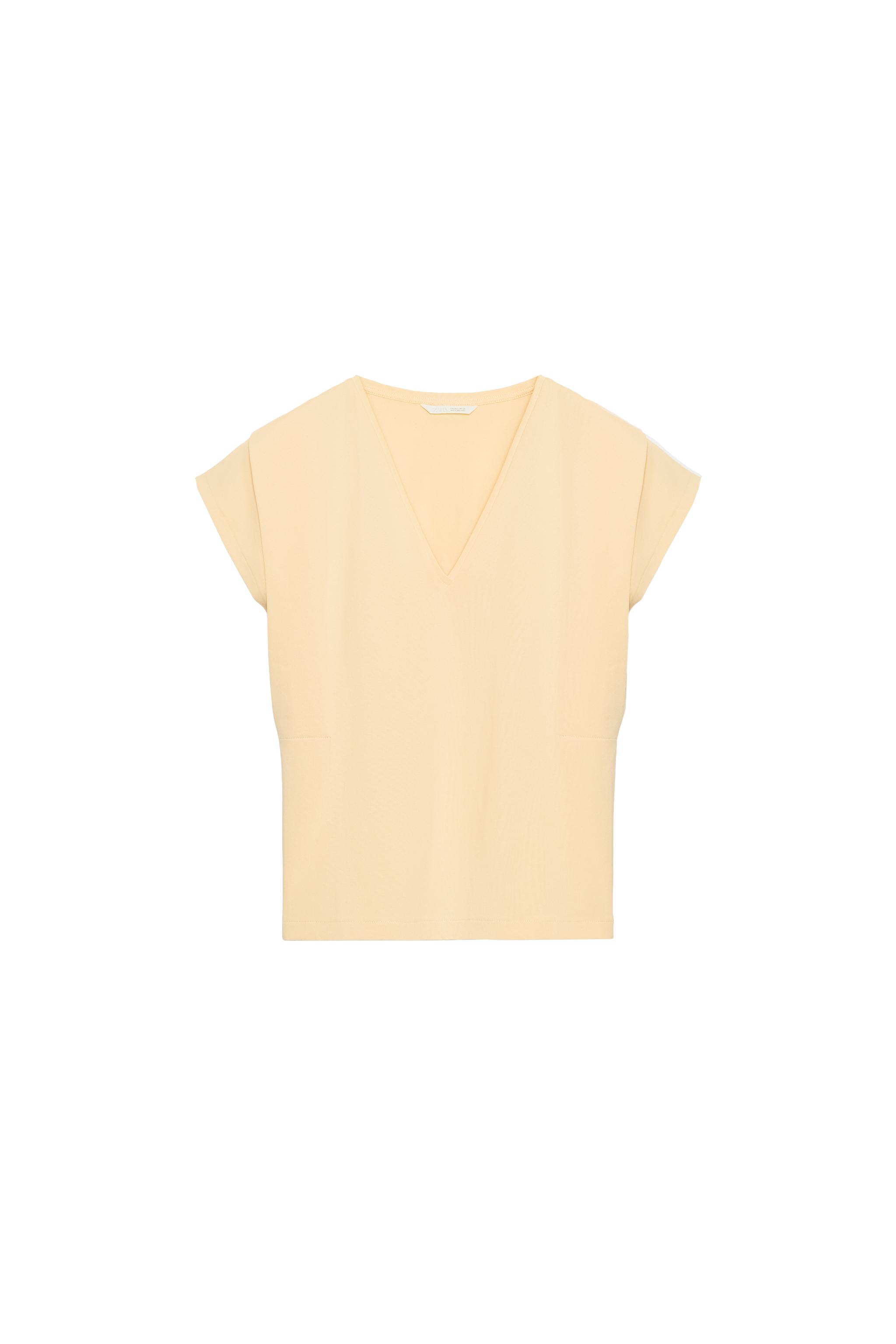 CAMISETA ESCOTE PICO ALGODÓN