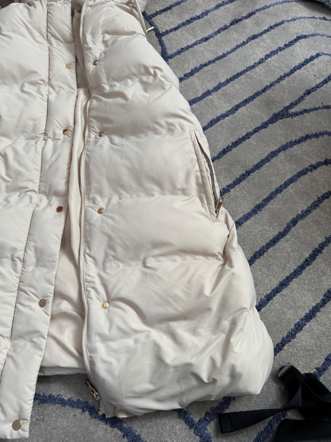 QUILTED GILET WITH HOOD - Image 5