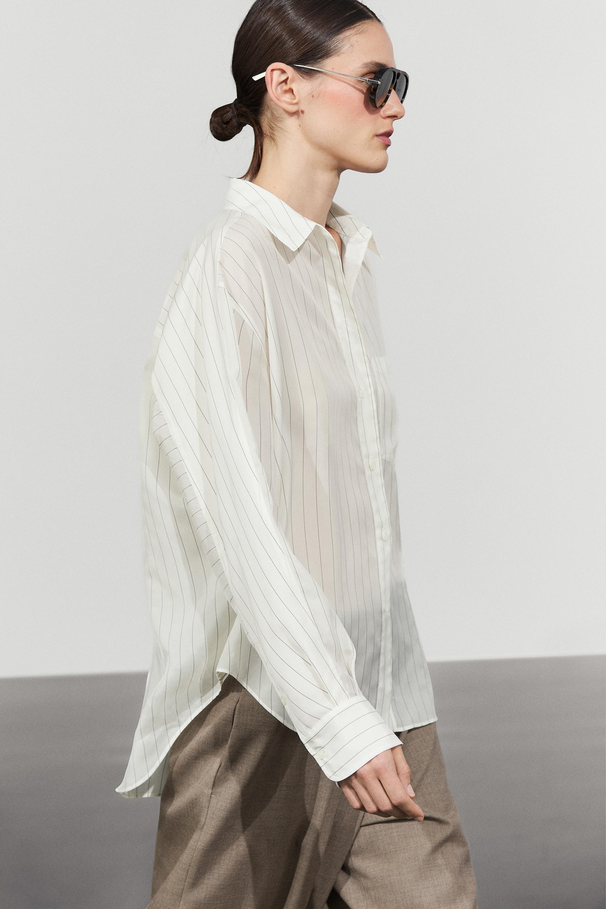 Chemise fluide à rayures avec poche