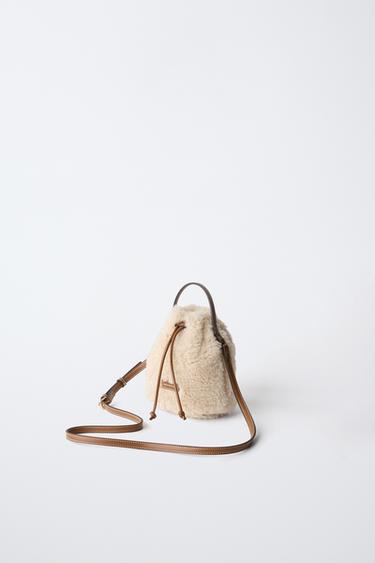 FUR BUCKET CROSSBODY BAG — Off White 2