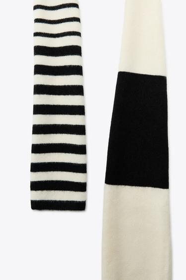 STRIPED KNIT SCARF - Black / White by Zara - Image 2