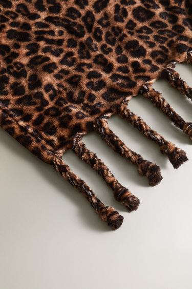 LEOPARD PRINT FLEECE THROW - Leopard by Zara - Image 1