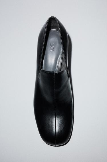 HEELED LOAFERS WITH HIGH VAMP - Black by Zara
