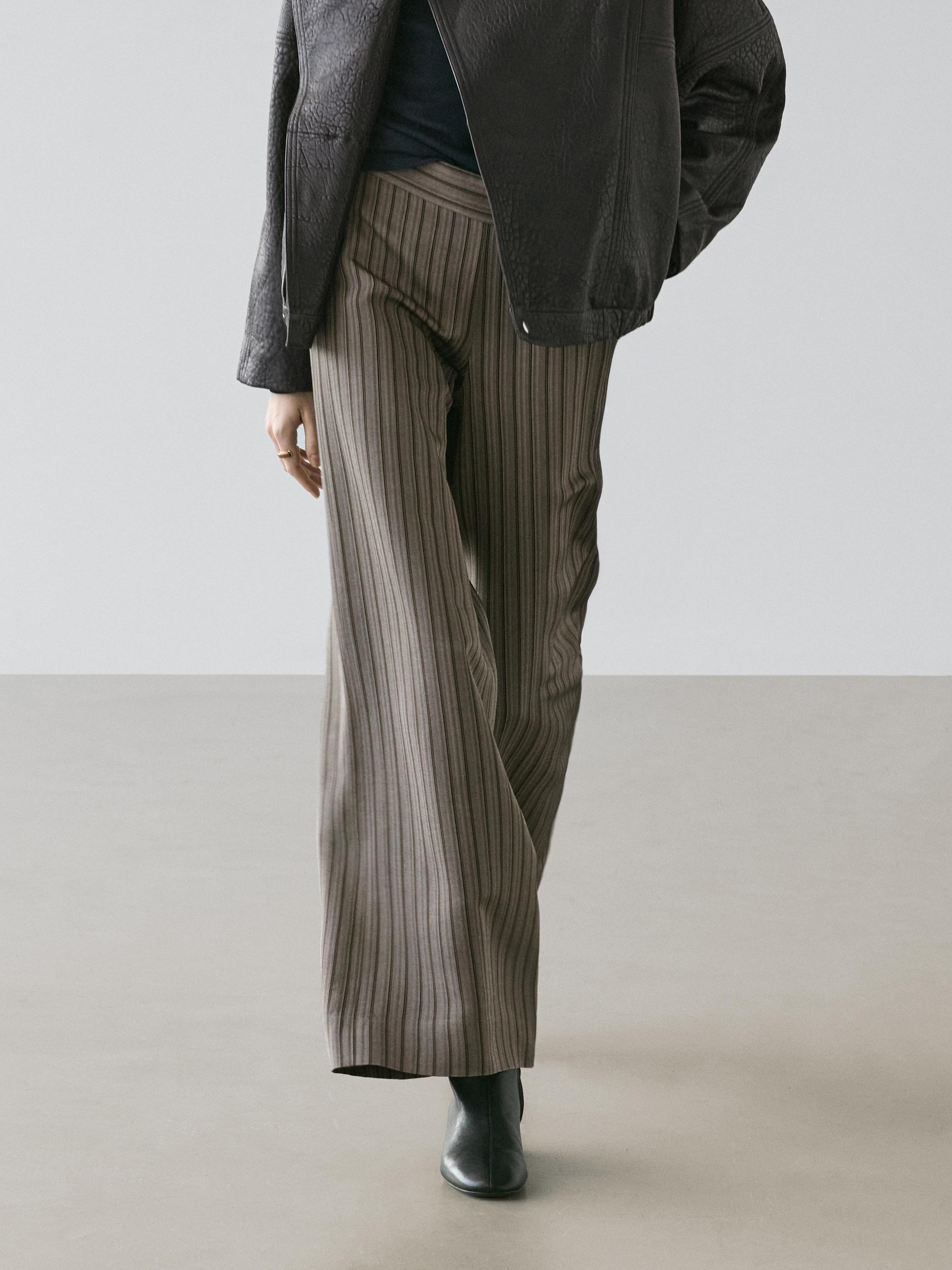 Wide-leg trousers with striped details — Gray