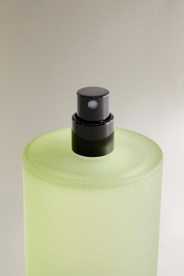(100 ML) TUBEROSE FABRIC FRESHENER SPRAY - Purple by Zara - Image 3