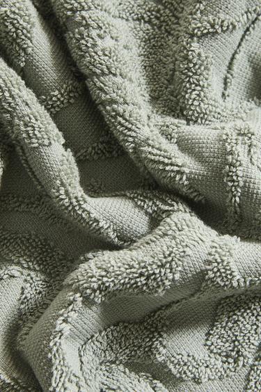 SERVIETTE DE BAIN JACQUARD FLEURS - Vert / Bleu de Zara