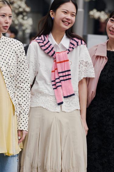 カットワーク刺繍シャツホワイトZaraのカットワーク刺繍シャツ - ホワイト 