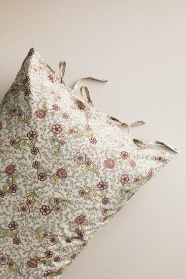 KIDS' FLORAL COTTON PILLOWCASE - Multicoloured by Zara