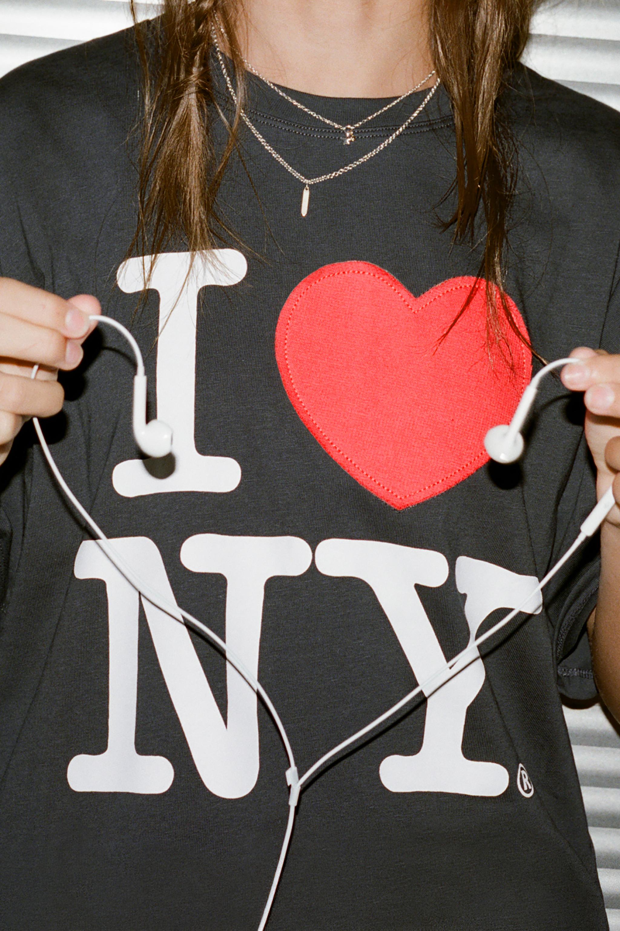 HEART PATCH T-SHIRT