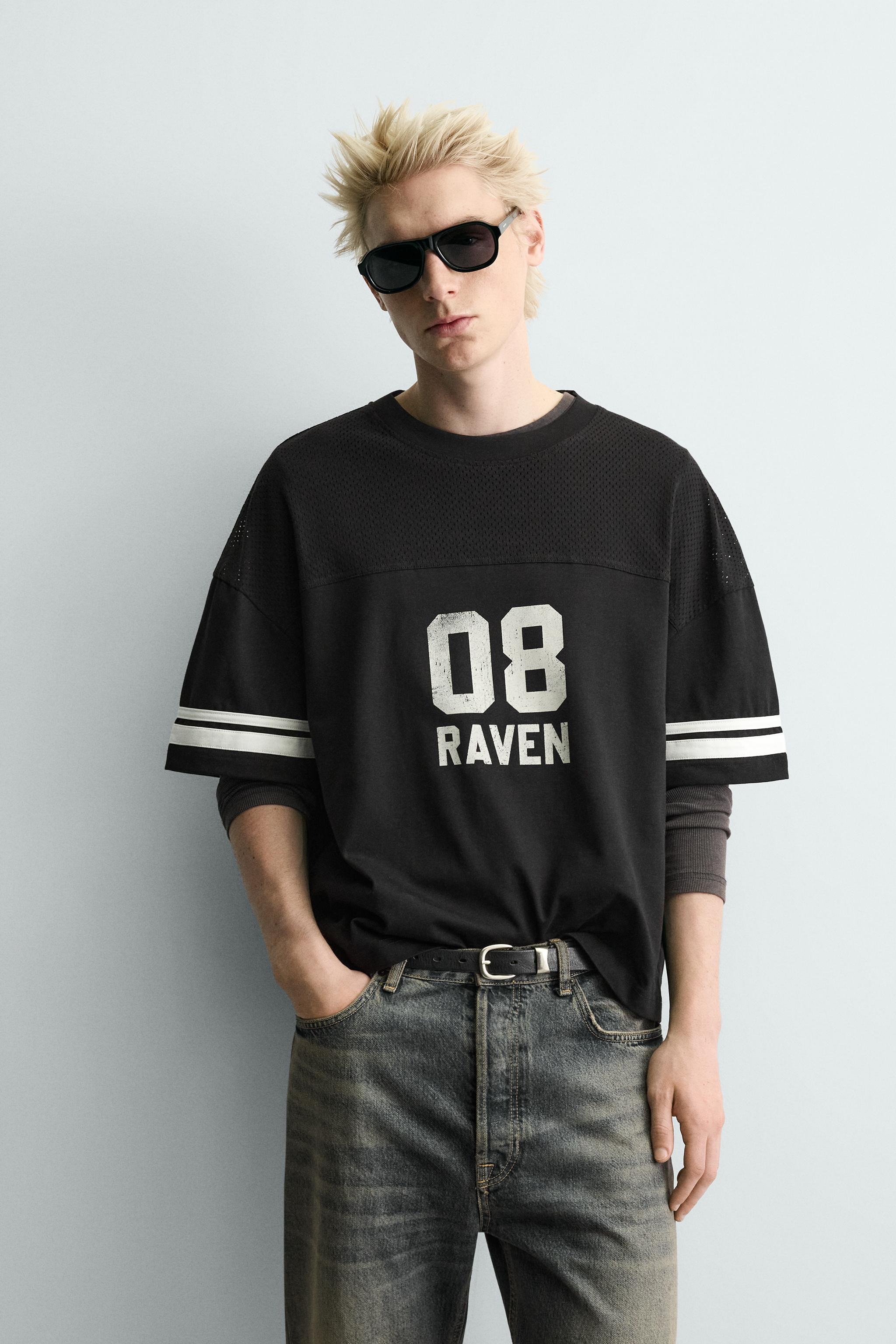 TEXTURED PRINT T-SHIRT