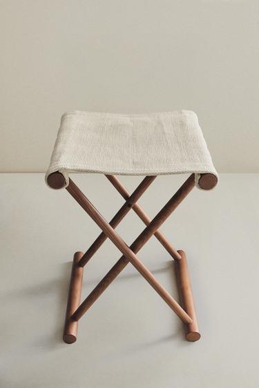 FOLDING WOOD AND COTTON STOOL - Ecru by Zara