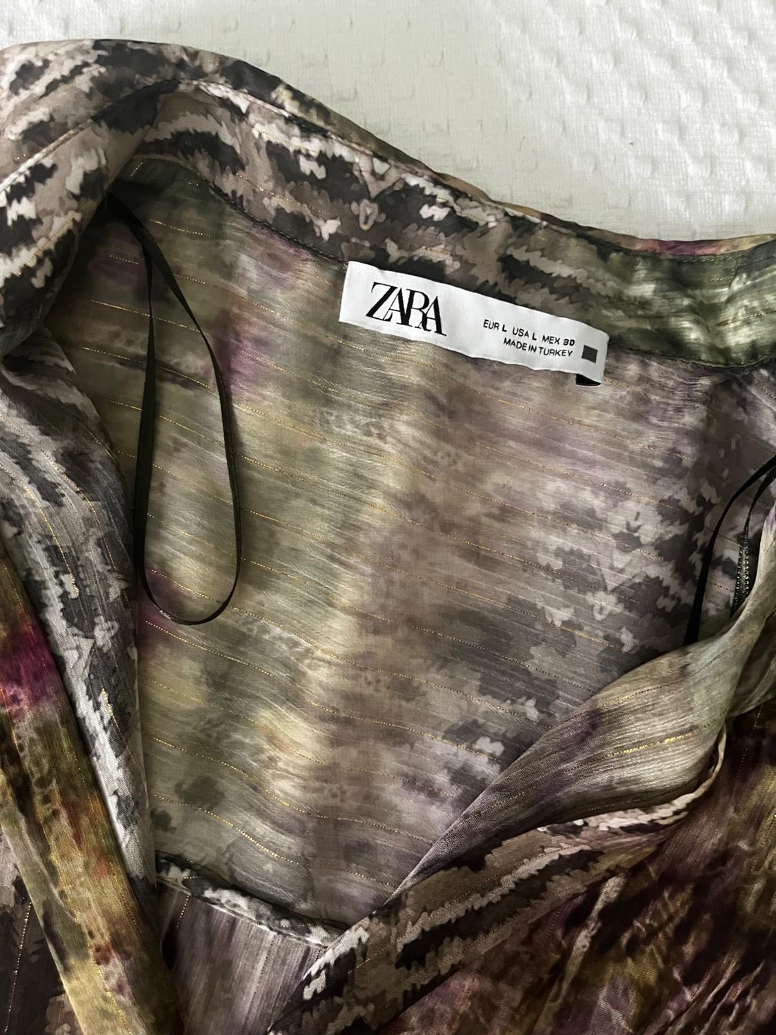 PRINTED SHIRT WITH METALLIC THREAD - Image 5