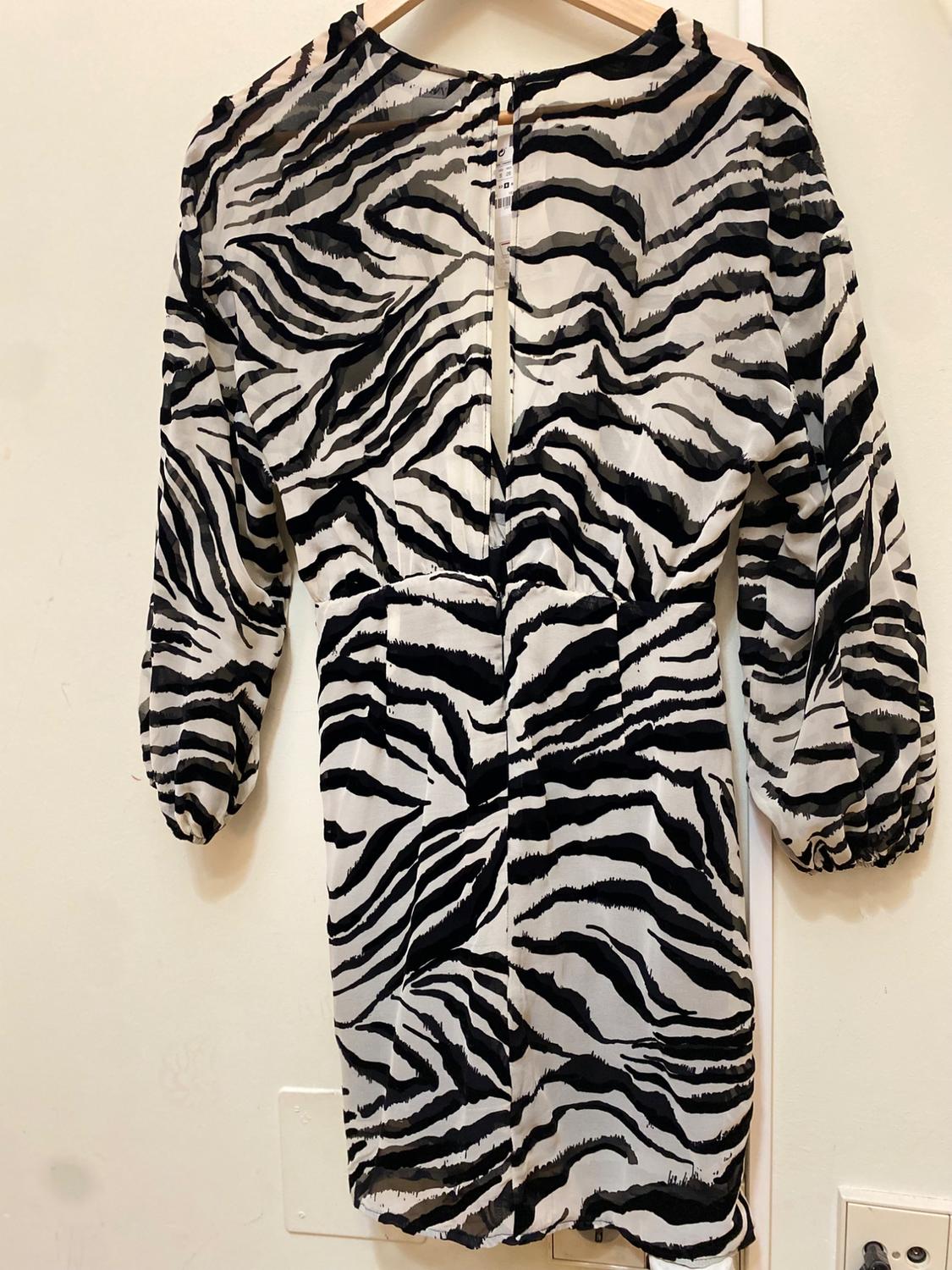 ANIMAL PRINT MINI DRESS - Image 6