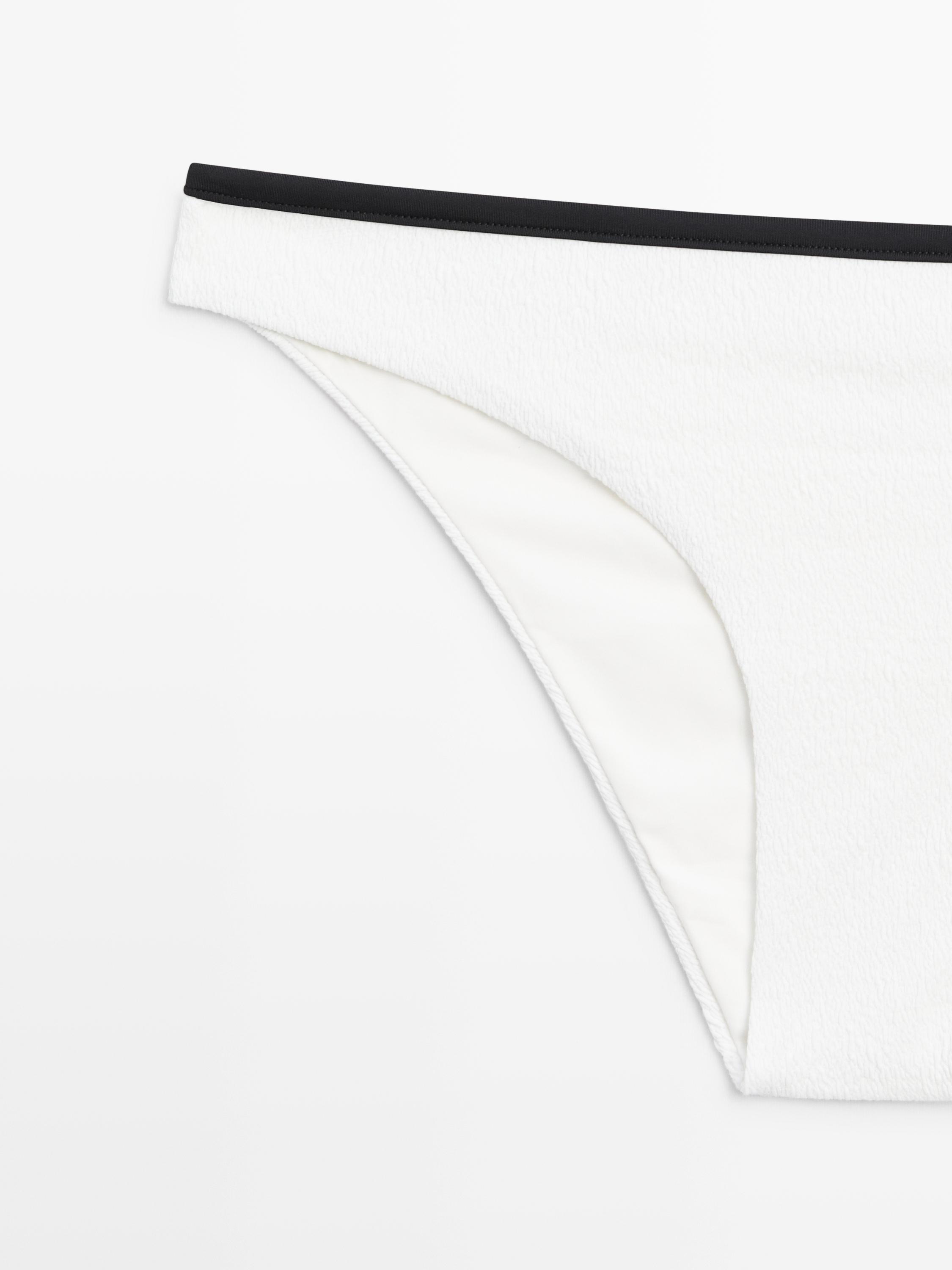 Contrast textured bikini bottoms