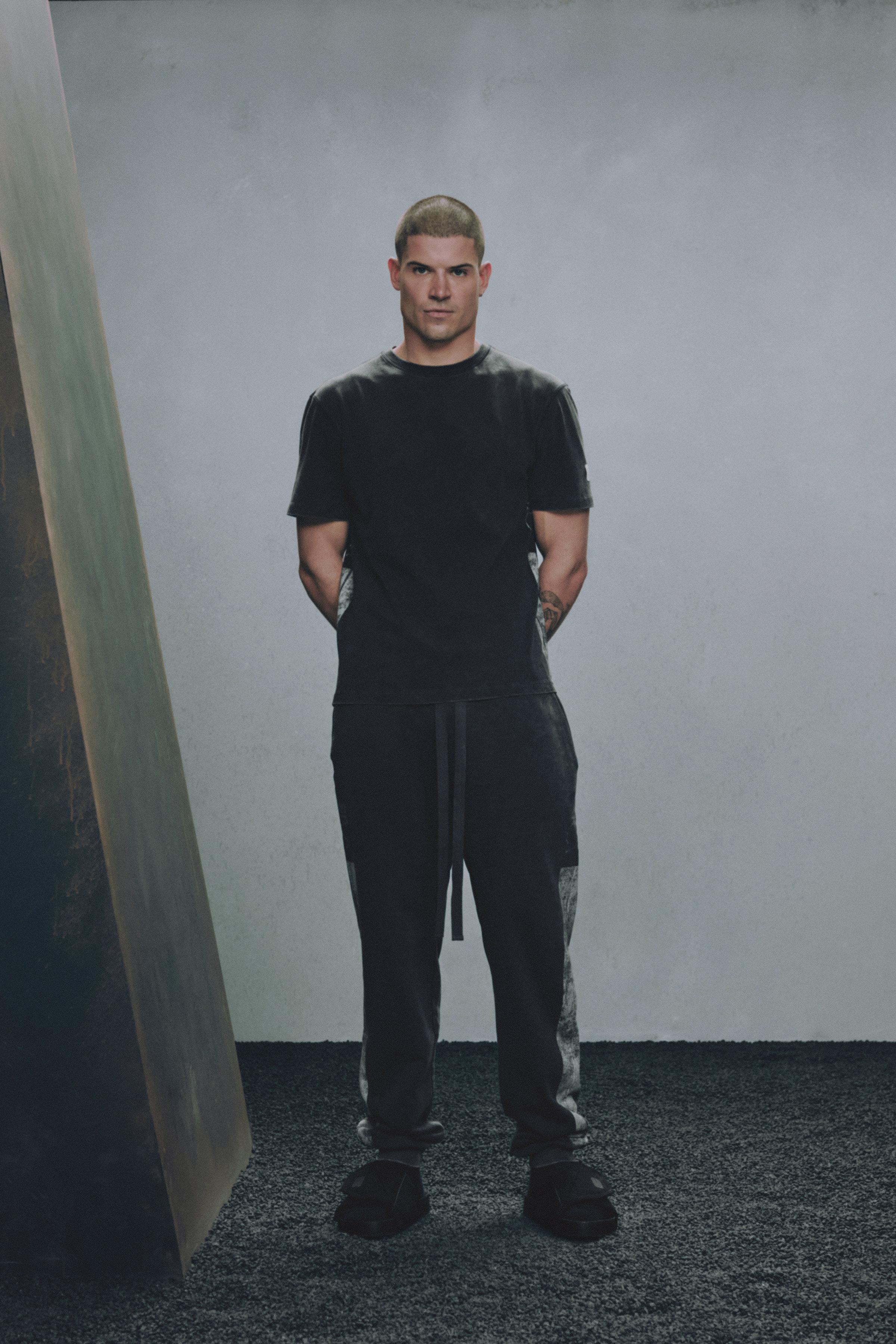 GRAPHIC PRINT T-SHIRT X SR_A - Dark anthracite | ZARA United