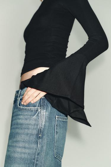 HAUT MANCHES À VOLANTS - Noir de Zara - Image 2
