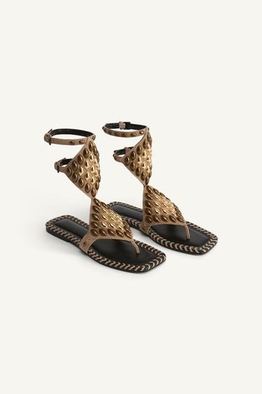SANDALES À CLOUS EN CROÛTE DE CUIR ÉDITION LIMITÉE - Beige de Zara - Image 5