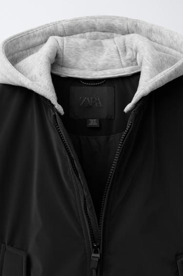 BLOUSON BOMBER GOMMÉ À CAPUCHE EN MOLLETON AMOVIBLE - Noir de Zara - Image 9