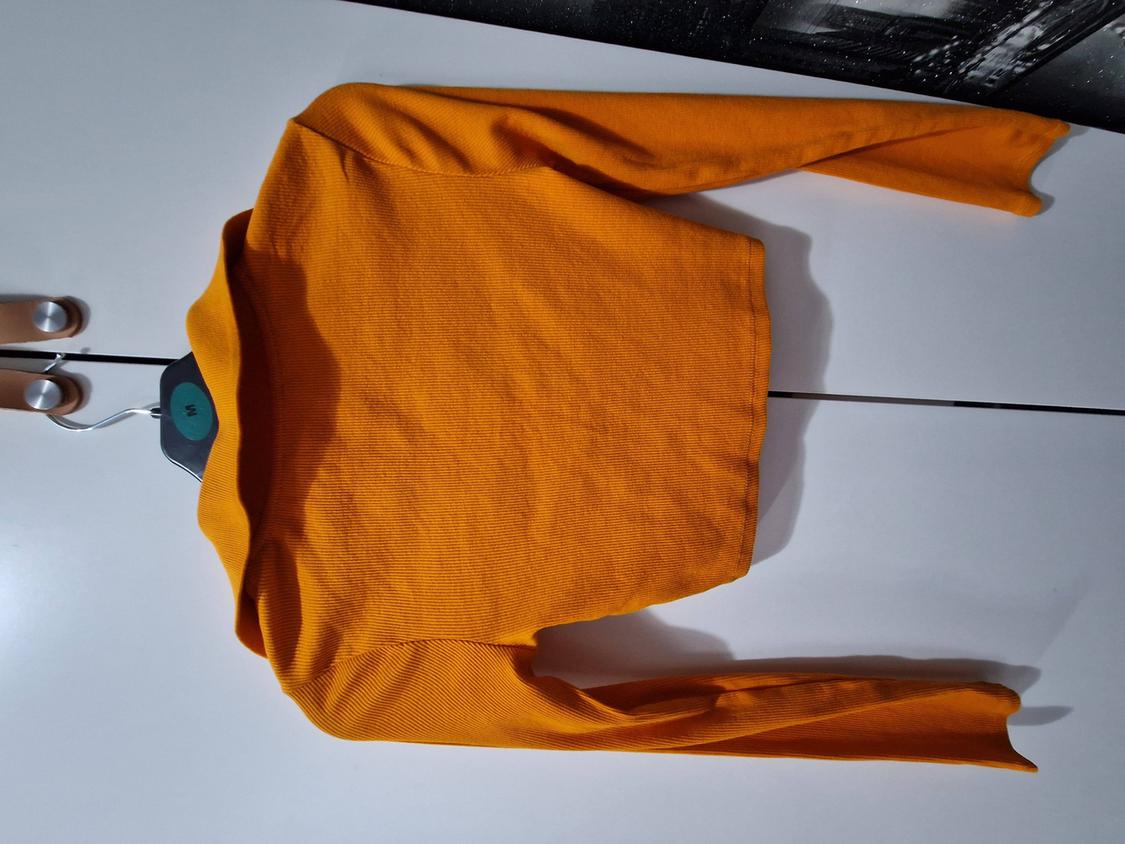 ORANGE CROP TOP/SHIRT - Image 3