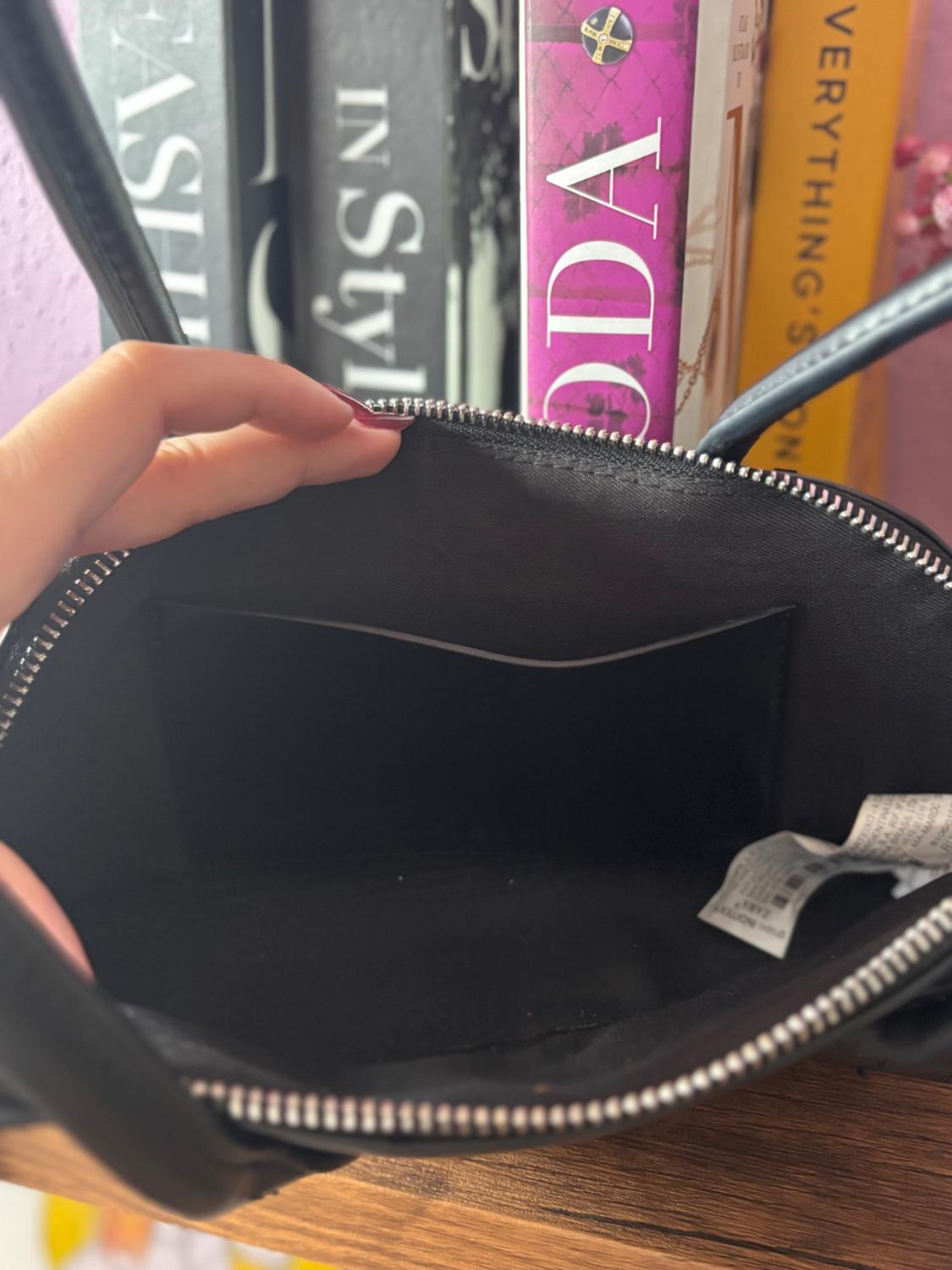 SHOULDER BAG WITH CONTRAST SEAMS - Image 3