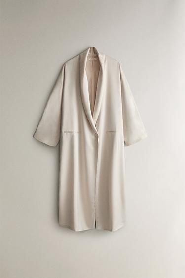 GLATTER SATIN-MORGENMANTEL - Perlgrau von Zara