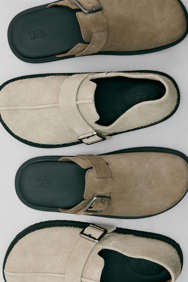 ZUECO PIEL HEBILLA - Gris de Zara