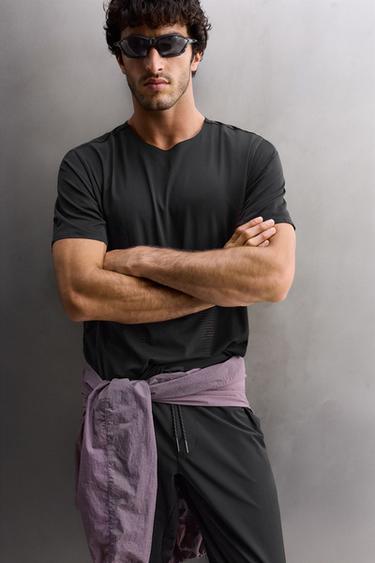 PERFORATED TECHNICAL T-SHIRT - Black by Zara - Image 4